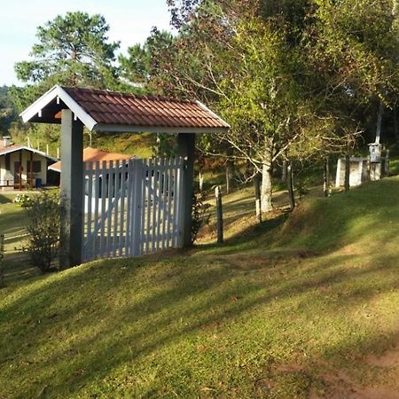 Um Lugar Para Curtir, Descansar E Amar! Campos do Jordão Екстериор снимка